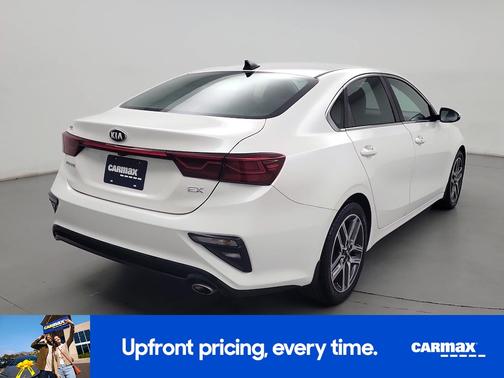 White 2020 Kia Forte EX