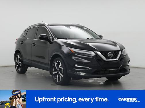 Black 2022 Nissan Rogue Sport SL