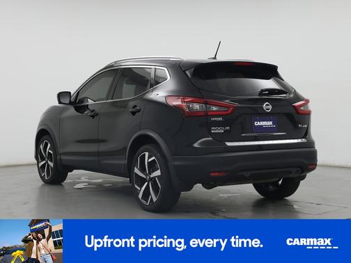 Black 2022 Nissan Rogue Sport SL