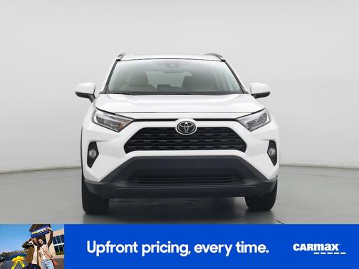 White 2019 Toyota RAV4 XLE