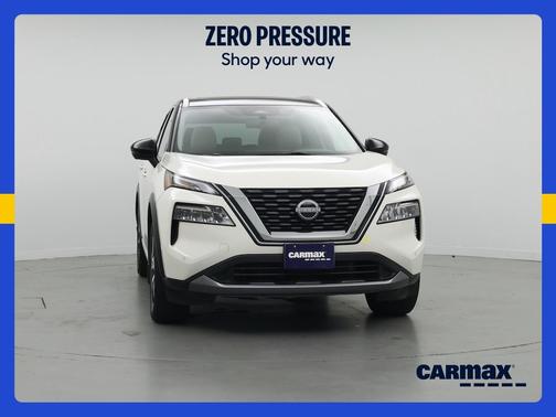 White 2023 Nissan Rogue SL