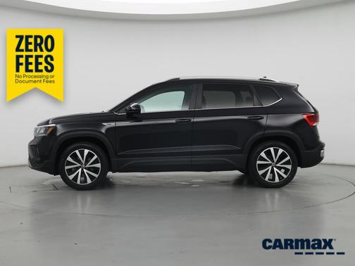 Black 2022 Volkswagen Taos SE