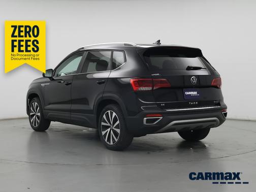 Black 2022 Volkswagen Taos SE