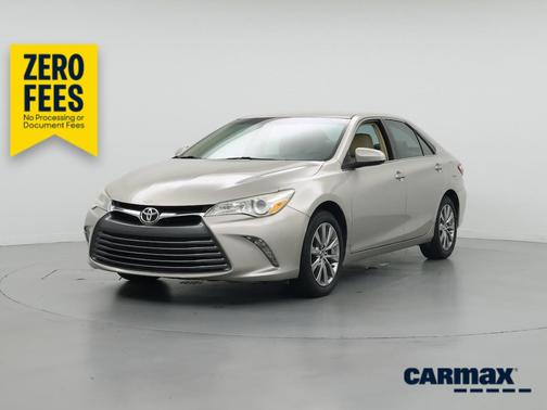 Gold 2016 Toyota Camry XLE
