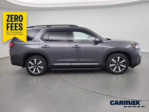 Gray 2023 Honda Pilot Touring