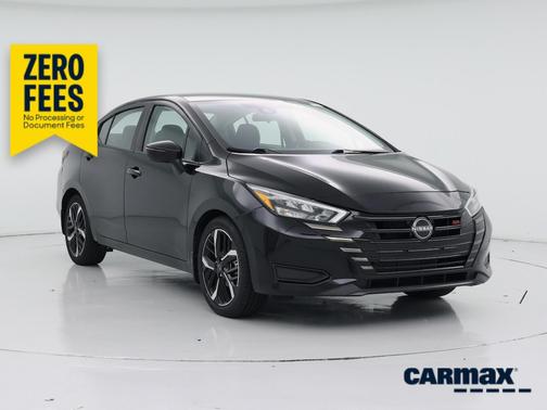Black 2023 Nissan Versa SR