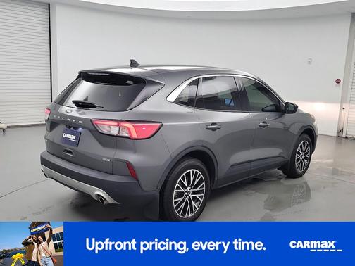 2022 Ford Escape PHEV SE