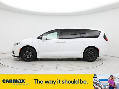 2022 Chrysler Pacifica Hybrid Touring L