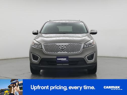 Gray 2018 Kia Sorento L