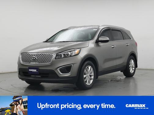 Gray 2018 Kia Sorento L