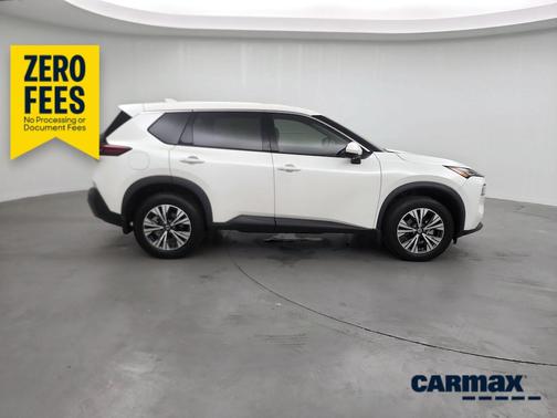 White 2021 Nissan Rogue SV