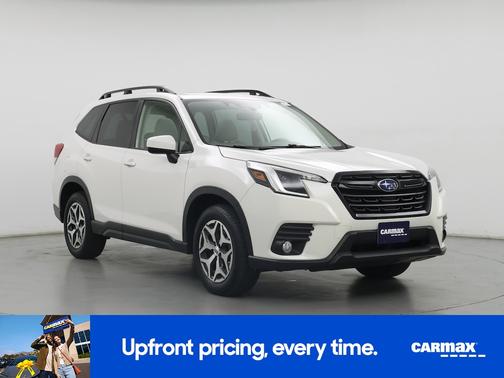 White 2022 Subaru Forester Premium