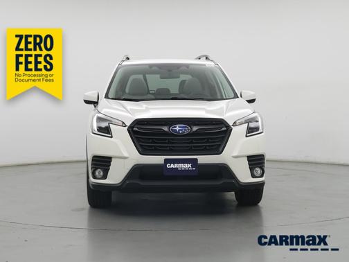 White 2022 Subaru Forester Premium