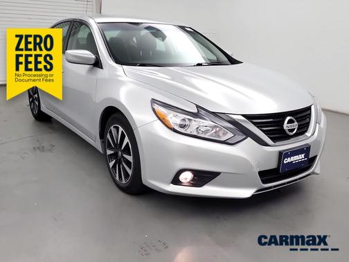 Gray 2018 Nissan Altima SV