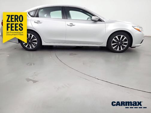 Gray 2018 Nissan Altima SV