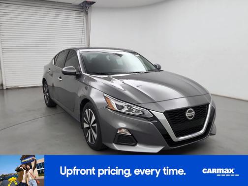 2022 Nissan Altima SV