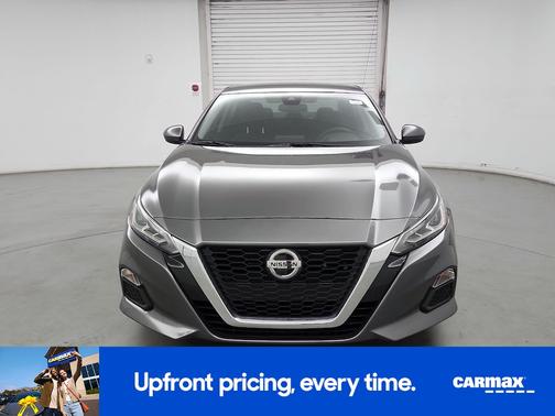 2022 Nissan Altima SV