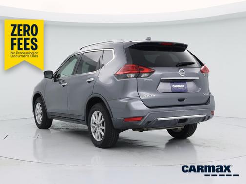 Gray 2017 Nissan Rogue SV