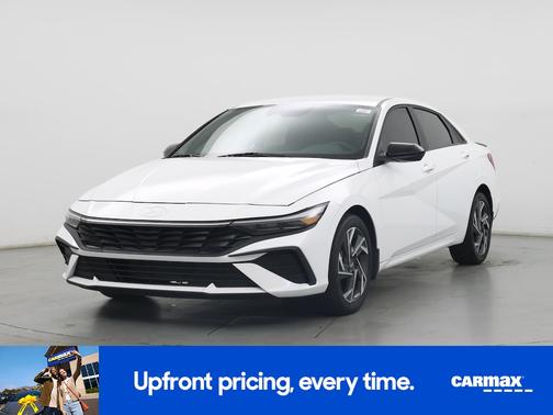 White 2025 Hyundai ELANTRA SEL Sport