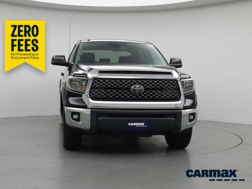 Black 2018 Toyota Tundra SR5