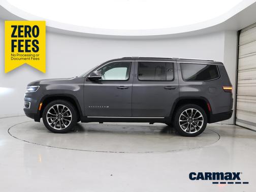 Gray 2022 Jeep Wagoneer Series III