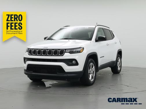 White 2023 Jeep Compass Latitude