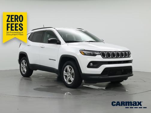 White 2023 Jeep Compass Latitude