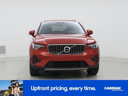 2023 Volvo XC40 B5 Plus Bright Theme