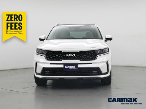 White 2023 Kia Sorento Hybrid SX Prestige