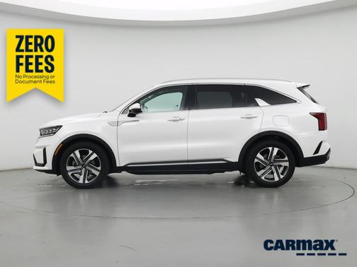 White 2023 Kia Sorento Hybrid SX Prestige
