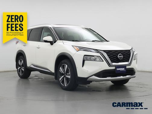 White 2023 Nissan Rogue Platinum