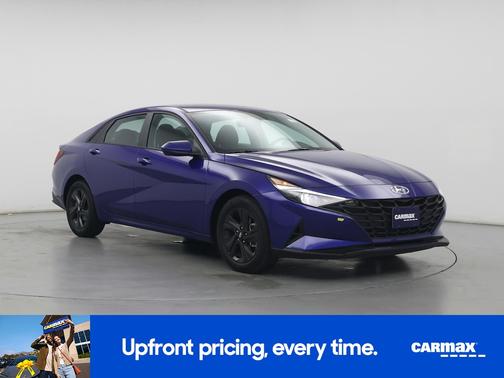 2023 Hyundai ELANTRA SE