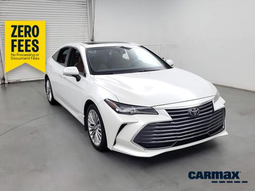 White 2019 Toyota Avalon Limited