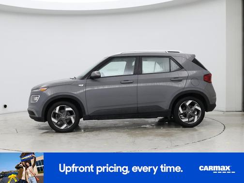 2022 Hyundai VENUE SEL