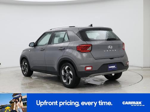 2022 Hyundai VENUE SEL