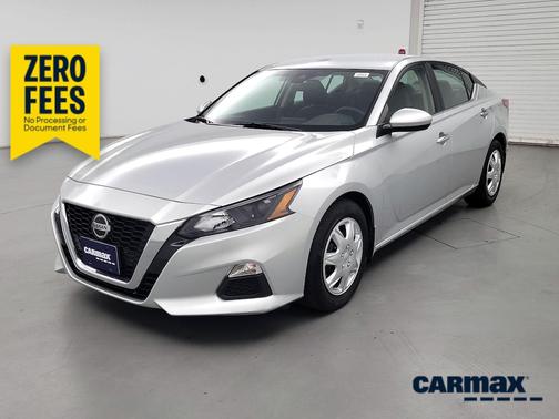 Silver 2022 Nissan Altima S
