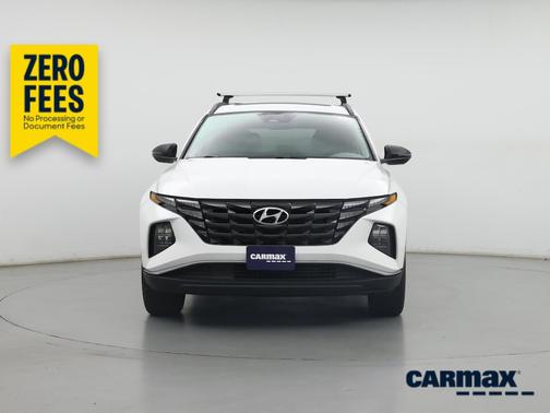 White 2023 Hyundai TUCSON SEL