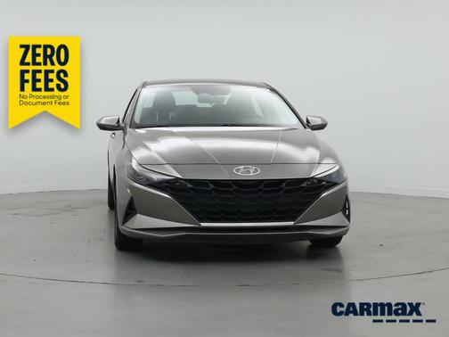 Gray 2022 Hyundai ELANTRA SEL