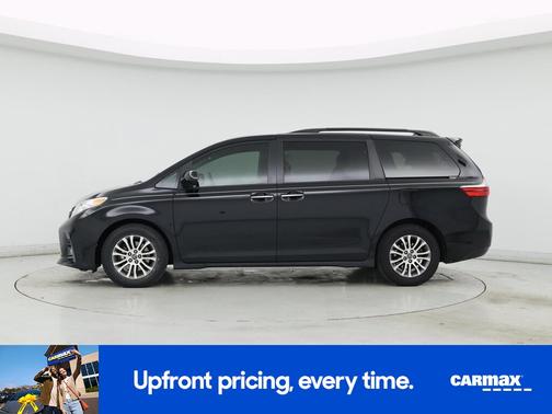 2019 Toyota Sienna XLE