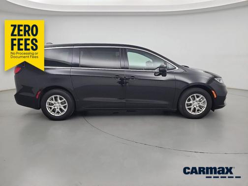 Black 2025 Chrysler Pacifica Select