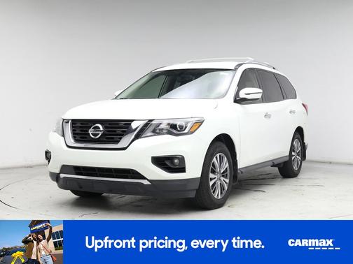 2019 Nissan Pathfinder SV
