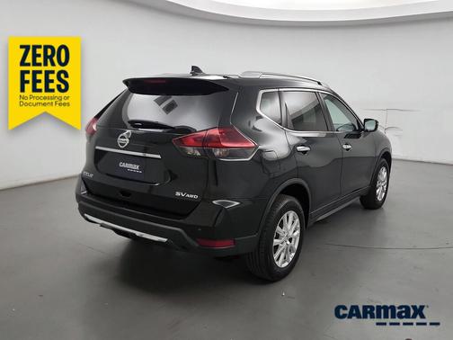 Green 2019 Nissan Rogue SV