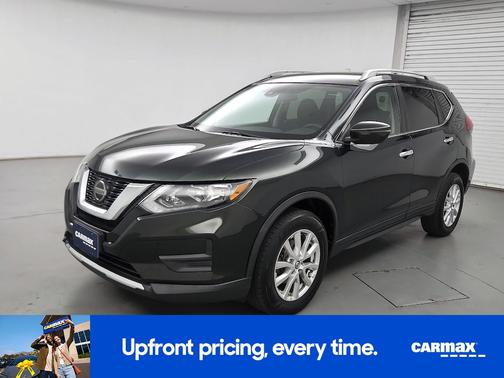 Green 2019 Nissan Rogue SV