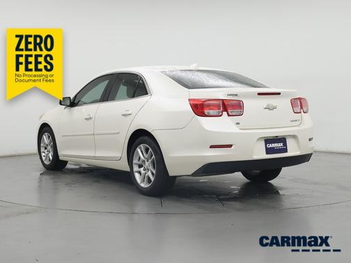 White 2014 Chevrolet Malibu LT