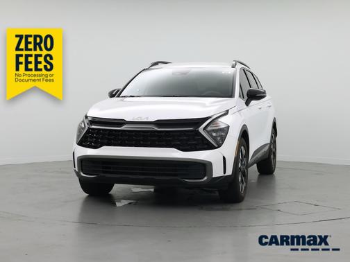 White 2023 Kia Sportage X-Line