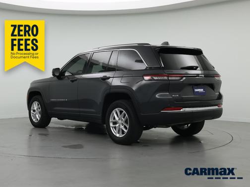 Gray 2023 Jeep Grand Cherokee Laredo