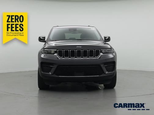 Gray 2023 Jeep Grand Cherokee Laredo