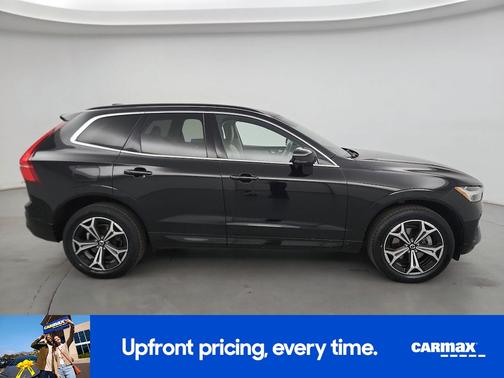 2022 Volvo XC60 B5 Momentum