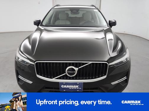 2022 Volvo XC60 B5 Momentum