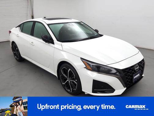 2023 Nissan Altima SR